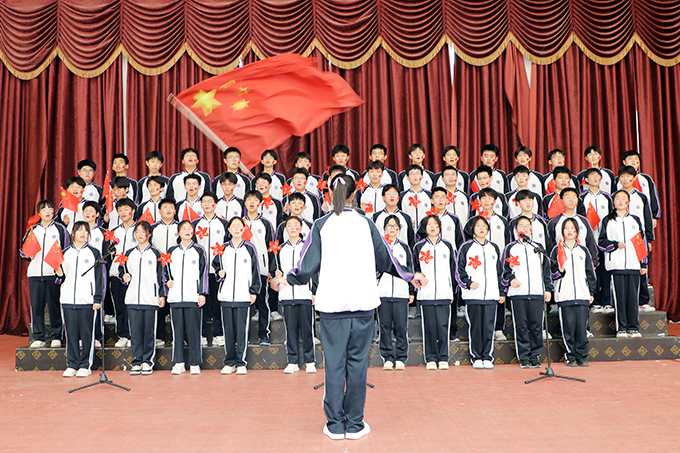 24五四高一红歌 (13).JPG