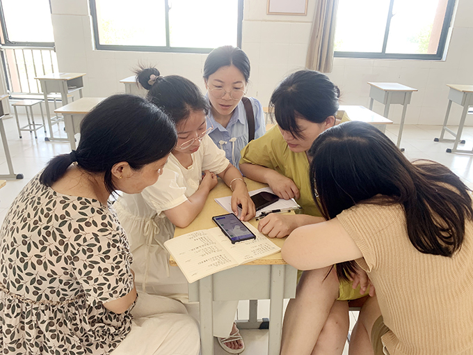 志愿填报咨询会 (3).JPG